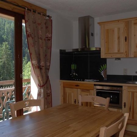 Auberge Des Eglantiers Флюме Стая снимка